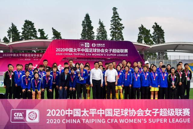 网易&大郅的故事:退役后泪崩